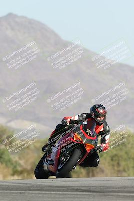 media/Dec-01-2025-Moto Forza (Mon) [[2daa91e15f]]/2-Intermediate Group/Session 2 Turn 9 Entry/